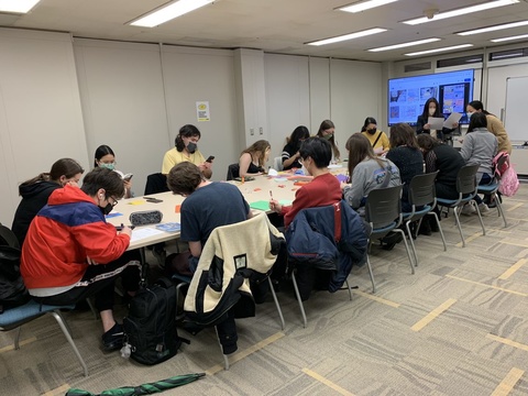 students participating in the Tadoku Workshop in April 2022