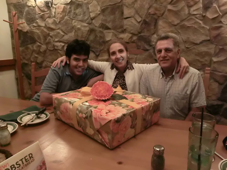 Amin Bagheri and his parents, Jamshid Bagheri and Afsaneh Ghavamnasiri 