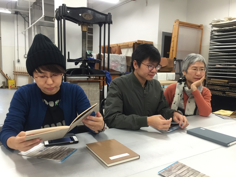 2016 IWP participants (l to r) Shibasaki Tomoka, Hao Guang Tse, and Virginia Ng at the UI's Center for the Book