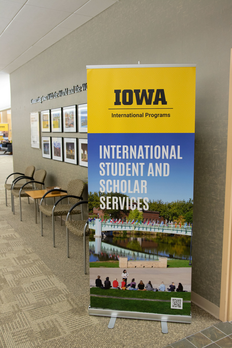 banner welcoming international students