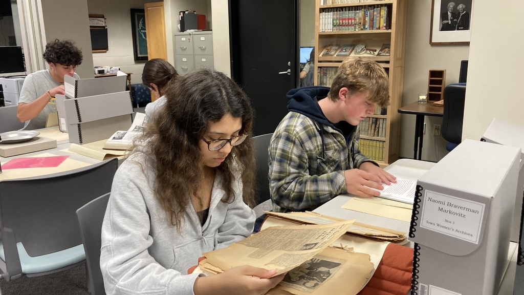 Students in Prof. Heineman's first-year seminar, "Jewish Life Today," researching Iowa's Jewish history in the Iowa Women's Archives.
