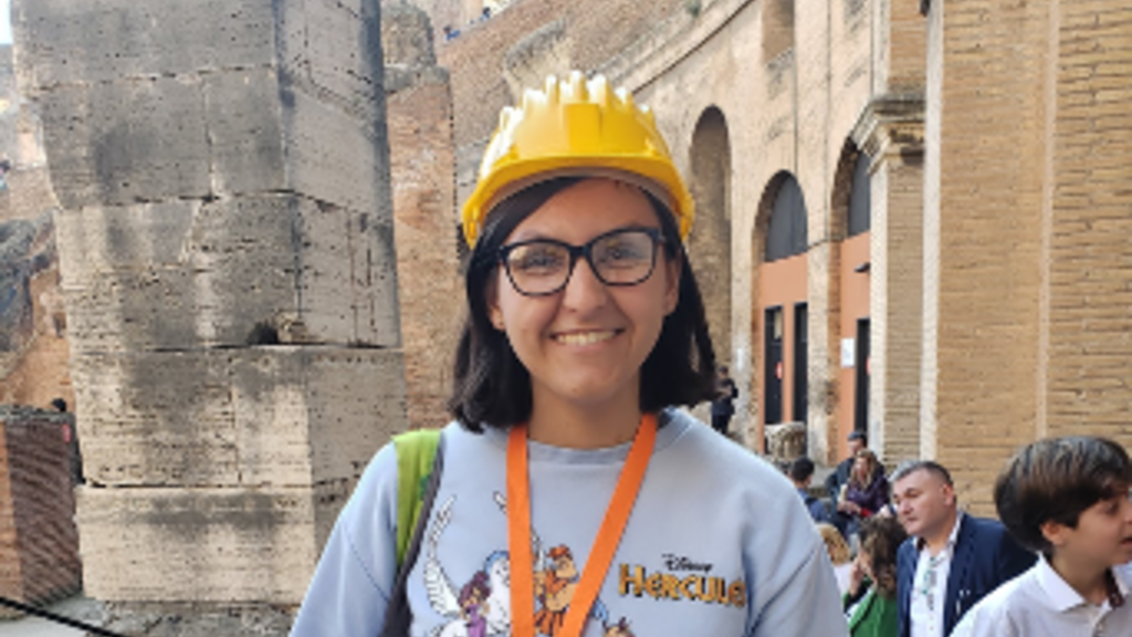 Hannah Huzzey at the Colosseum.png